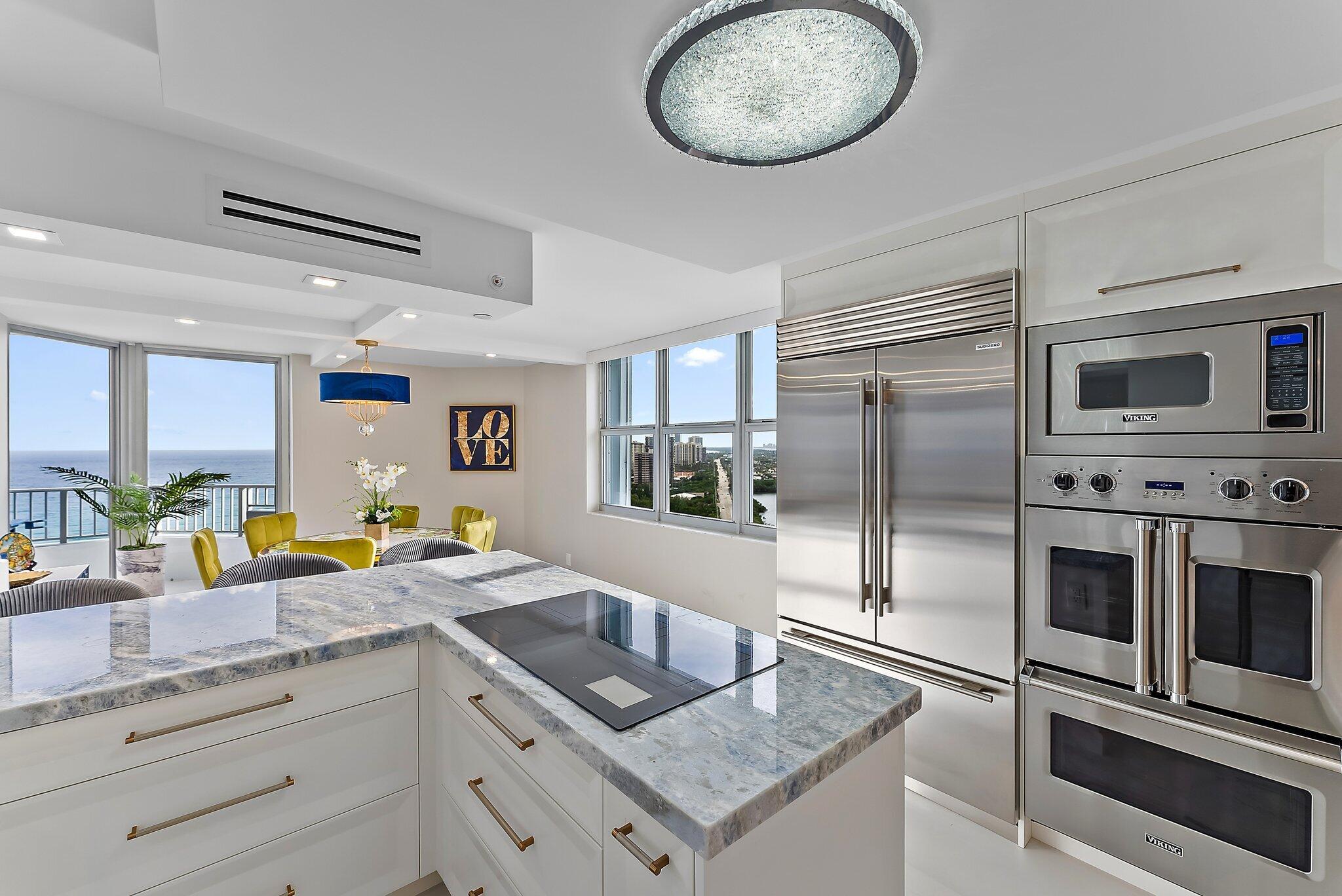 5200 North Ocean Drive, Unit PH4 Singer Island, FL 33404 - Photo 12 of 36 Hi- End Appliances