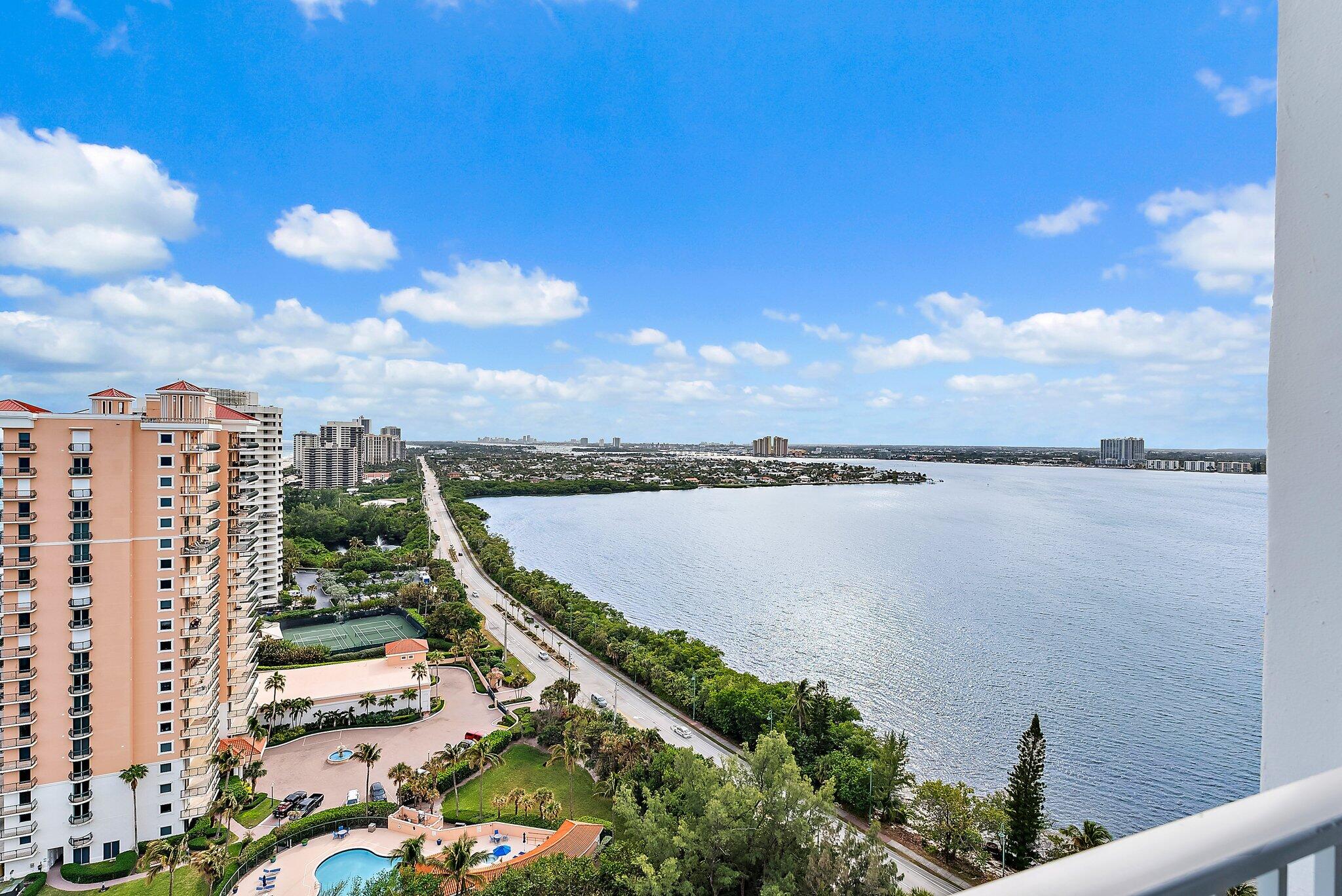 5200 North Ocean Drive, Unit PH4 Singer Island, FL 33404 - Photo 30 of 36 053-5200NOceanDr-PH4-SingerIsland-SMALL