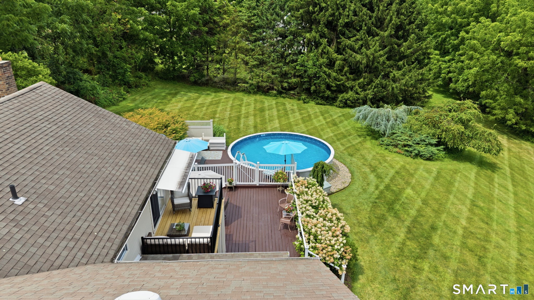1512 Country Club Road Middletown, CT 06457 - Photo 5 of 40