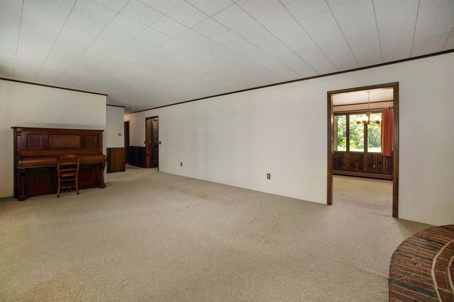 8850 Werkner Road Chelsea, MI 48118 - Photo 11 of 34 Photo 11