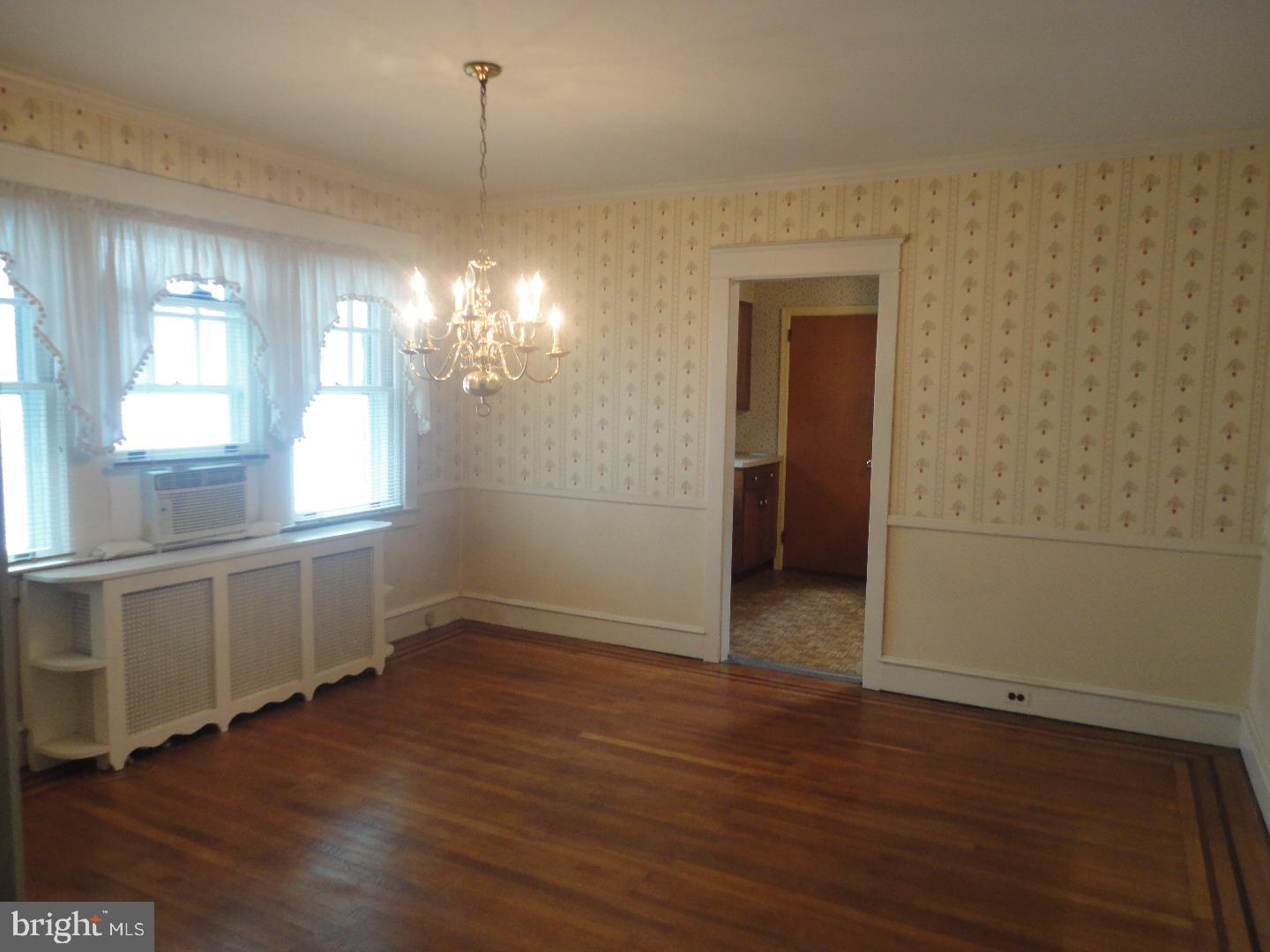 282 Ballymore Road Springfield, PA 19064 - Photo 5 of 20