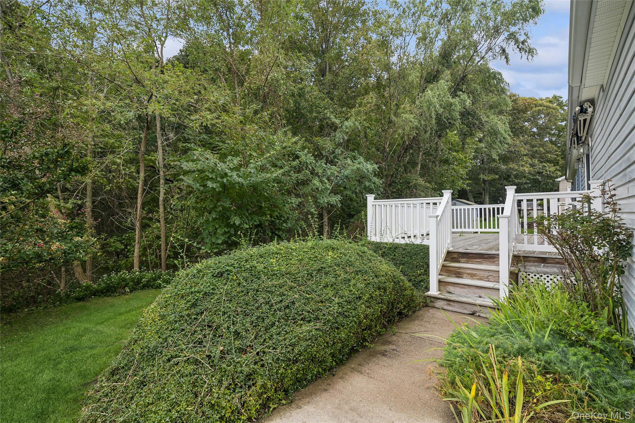 1407 Middle Road, Unit 245 Calverton, NY 11933 - Photo 13 of 19 Gallery Image 13