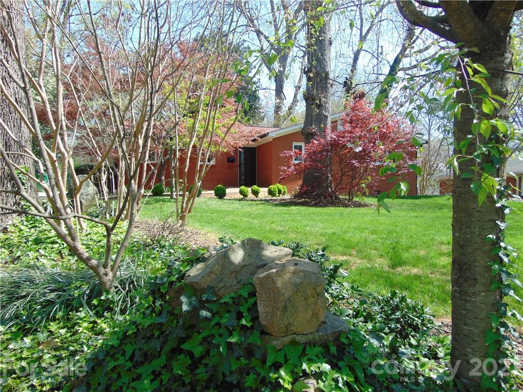 815 Burnley Road Charlotte, NC 28210 - Photo 1 of 31 Gallery Image 1