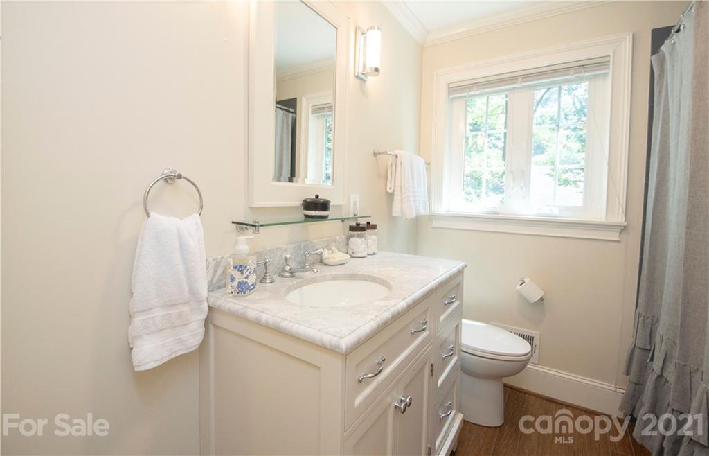 815 Burnley Road Charlotte, NC 28210 - Photo 19 of 31 Gallery Image 19