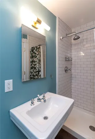 $749,500 | 322 North Midland Avenue, Nyack, NY 10960