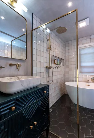 $749,500 | 322 North Midland Avenue, Nyack, NY 10960