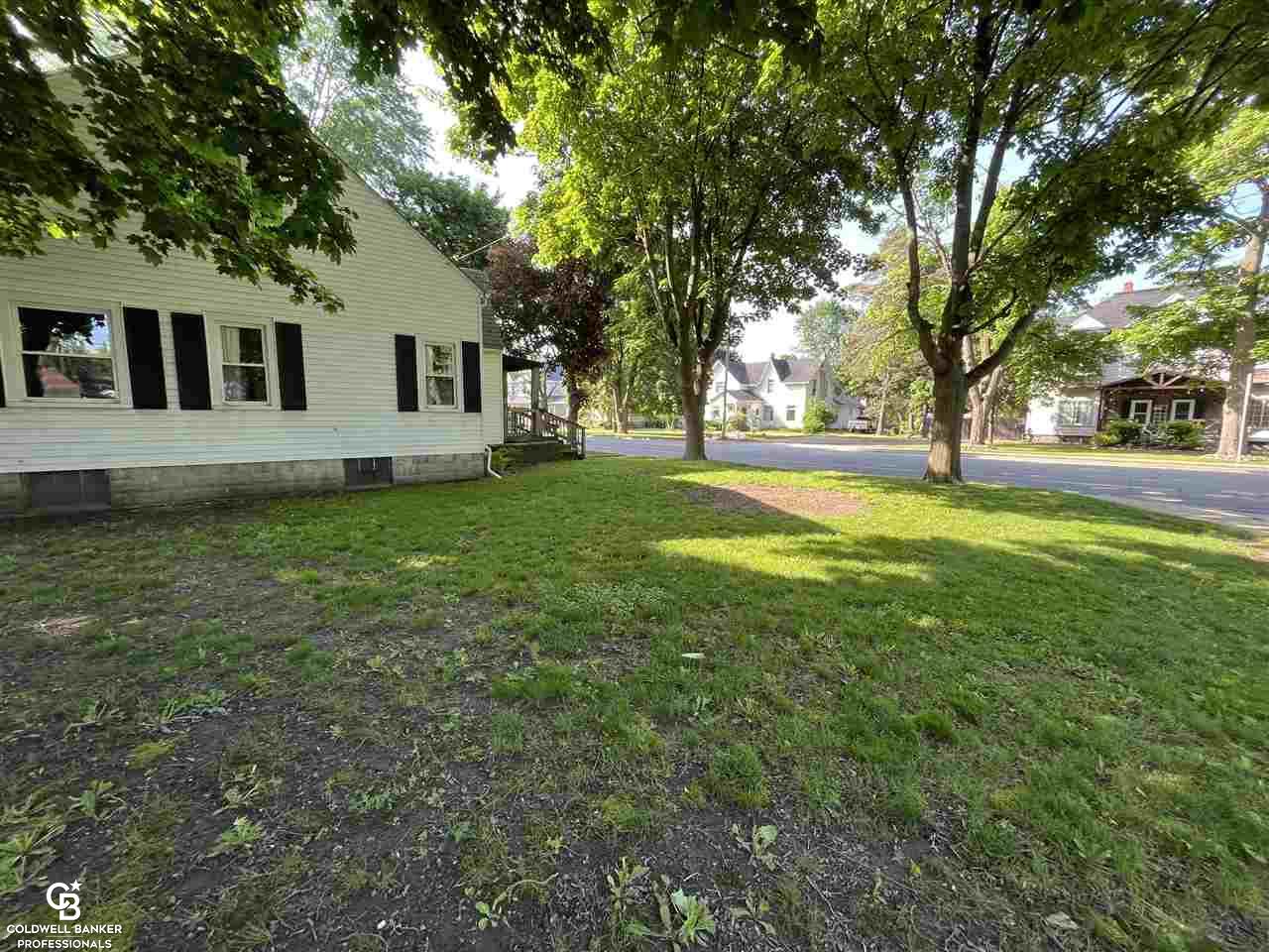 104 Brockway Road Yale, MI 48097 - Photo 6 of 29 50076271-5.JPG