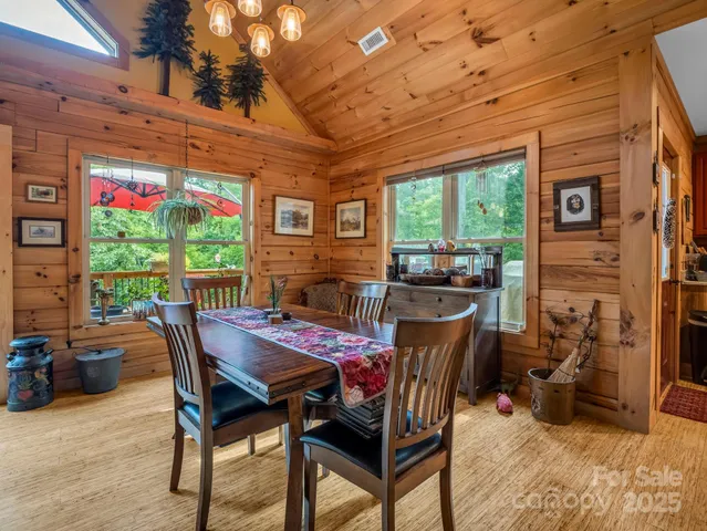 $598,990 | 131 Blue Gill Drive, Lake Lure, NC 28746