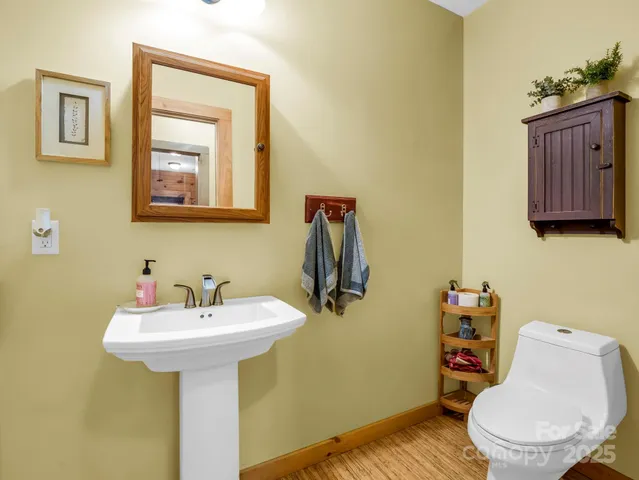 $598,990 | 131 Blue Gill Drive, Lake Lure, NC 28746