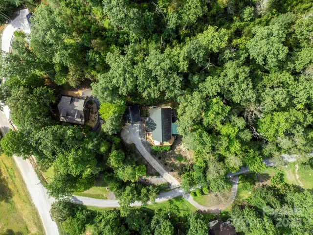 $598,990 | 131 Blue Gill Drive, Lake Lure, NC 28746