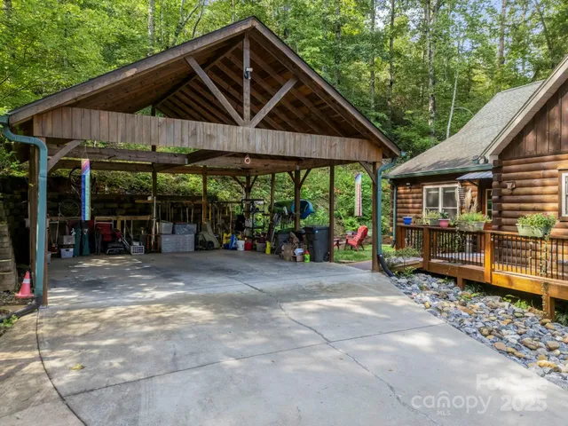 $598,990 | 131 Blue Gill Drive, Lake Lure, NC 28746