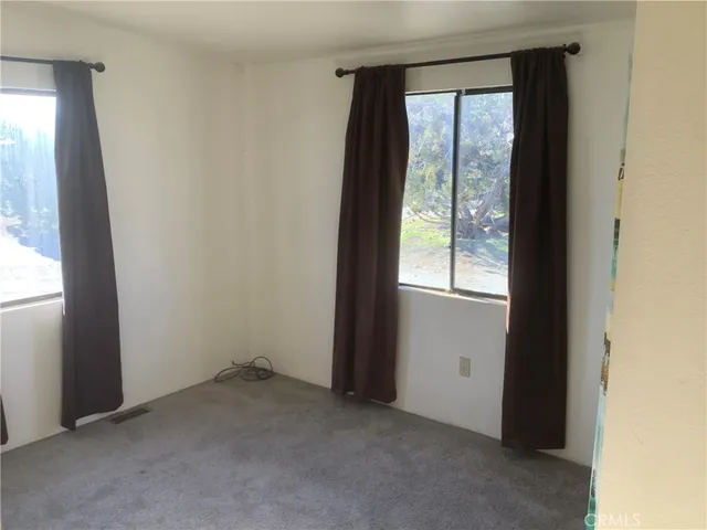 $339,500 | 2830 Phelan Road, Phelan, CA 92371