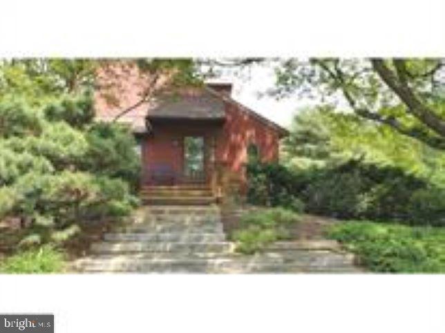 371 Morris Road Harleysville, PA 19438 - Photo 2 of 28 Gallery Image 2