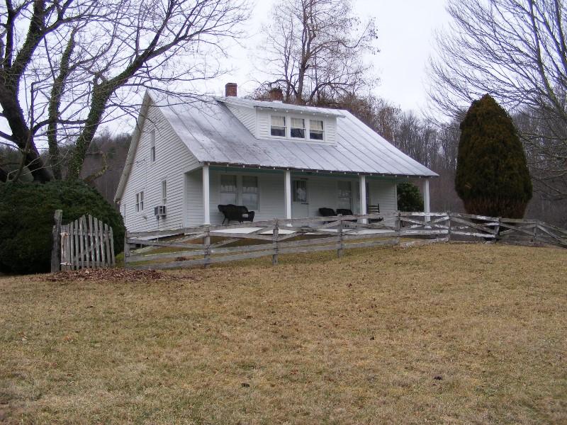 564 Indigo Mountain Road Northwest Floyd, VA 24091 - Photo 1 of 43 Main