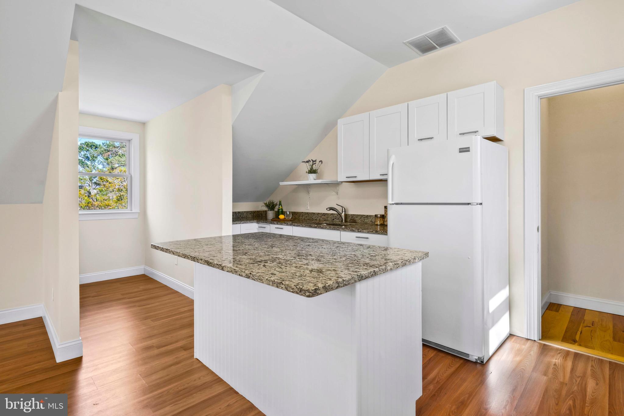 1109 Cherry Point Road West River, MD 20778 - Photo 45 of 65 Inlaw suite