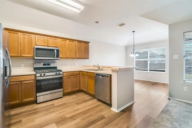 $2,400 | 3690 Chestnut Trail, Rockwall, TX 75032