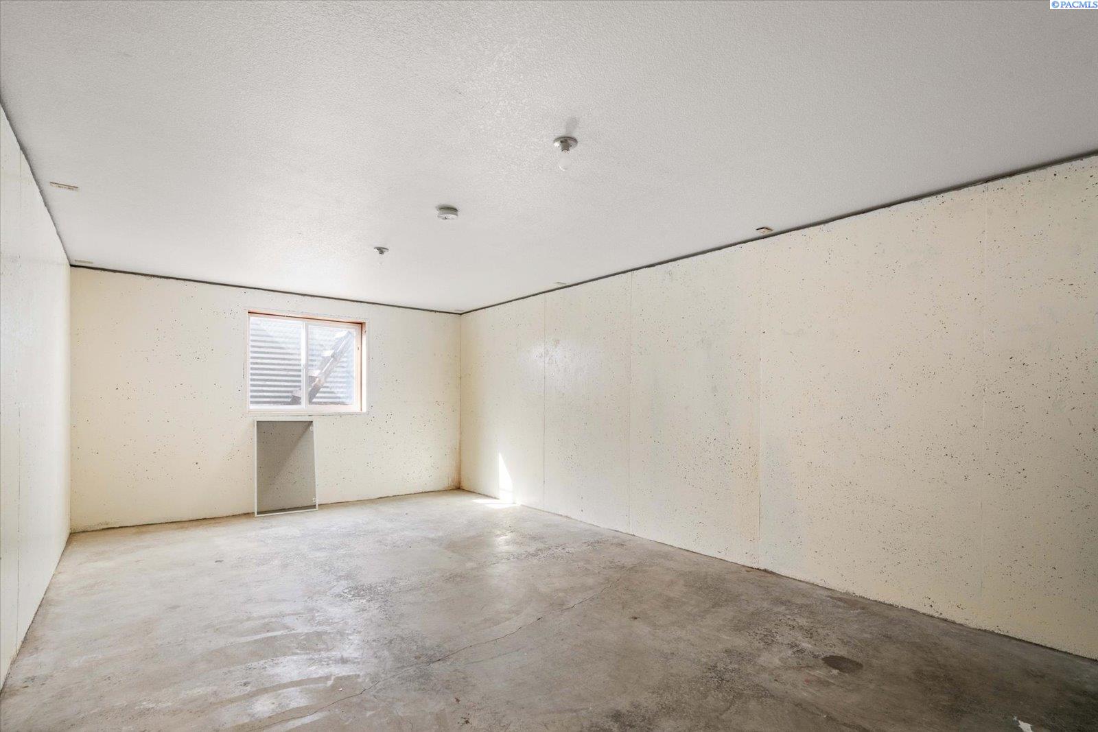 90403 West Hess Road Prosser, WA 99350 - Photo 45 of 49 Gallery Image 45