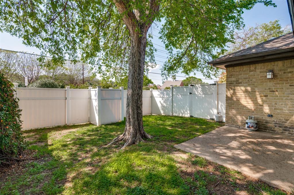 14813 Sopras Circle Addison, TX 75001 - Photo 28 of 31