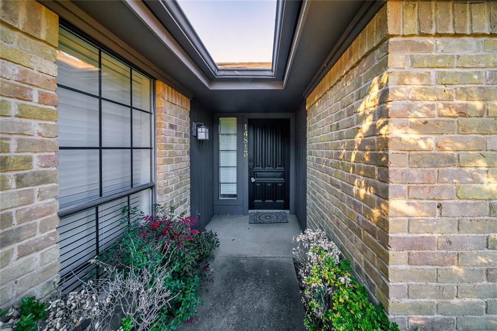 14813 Sopras Circle Addison, TX 75001 - Photo 6 of 31