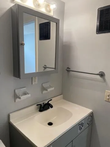 $1,400 | 2309 South Federal Highway, Unit 6, Boynton Beach, FL 33435