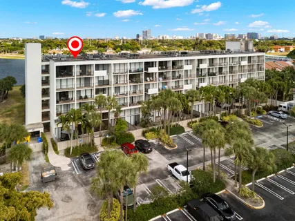 $265,000 | 1830 Embassy Drive, Unit 607, West Palm Beach, FL 33401