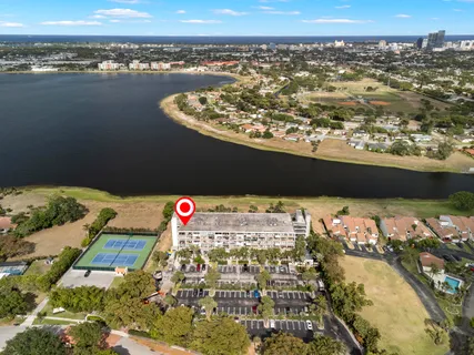 $265,000 | 1830 Embassy Drive, Unit 607, West Palm Beach, FL 33401