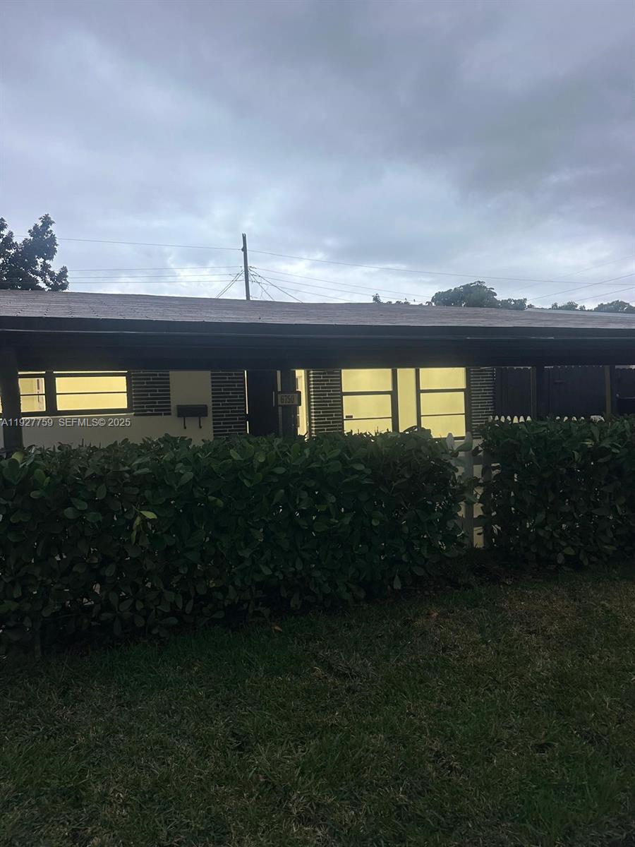 6750 Allen Street Hollywood, FL 33024 - Photo 23 of 79