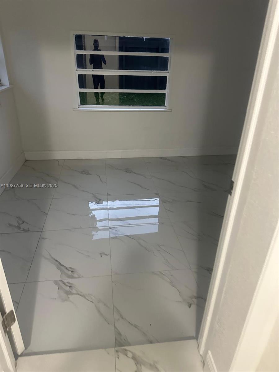 6750 Allen Street Hollywood, FL 33024 - Photo 26 of 79