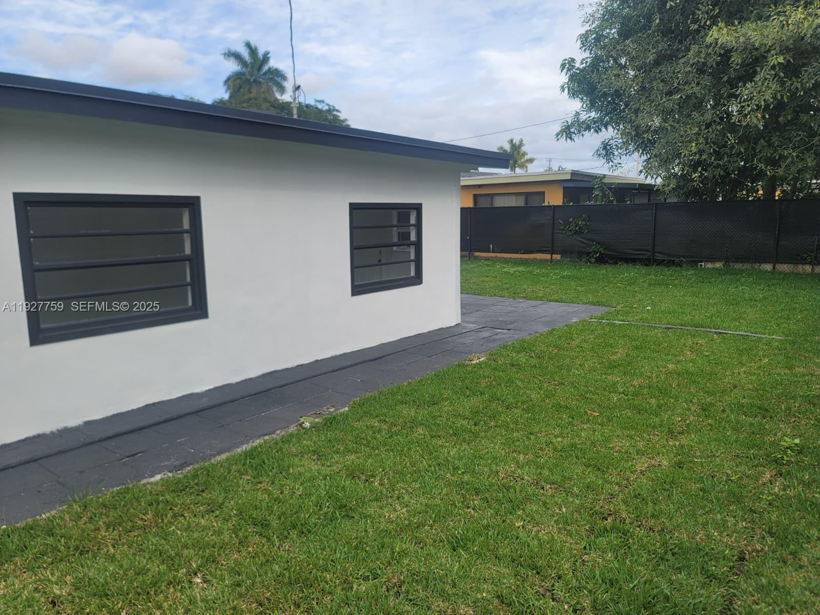 6750 Allen Street Hollywood, FL 33024 - Photo 75 of 79 a view of outdoor space and yard