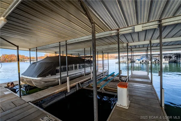 $189,500 | 875 Parkside Place, Unit 402D, Osage Beach, MO 65065