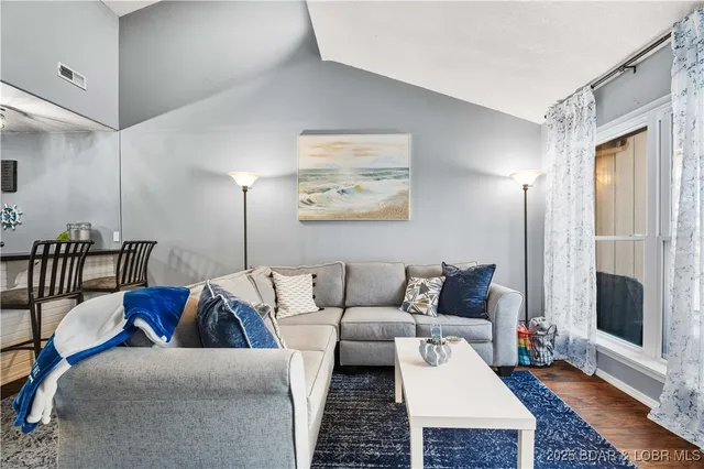 $215,000 | 875 Parkside Place, Unit 402D, Osage Beach, MO 65065