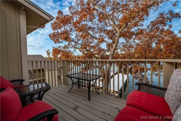 $189,500 | 875 Parkside Place, Unit 402D, Osage Beach, MO 65065