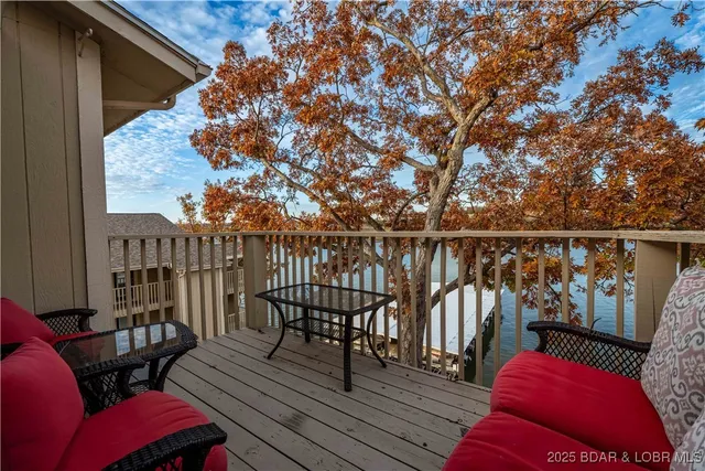 $215,000 | 875 Parkside Place, Unit 402D, Osage Beach, MO 65065