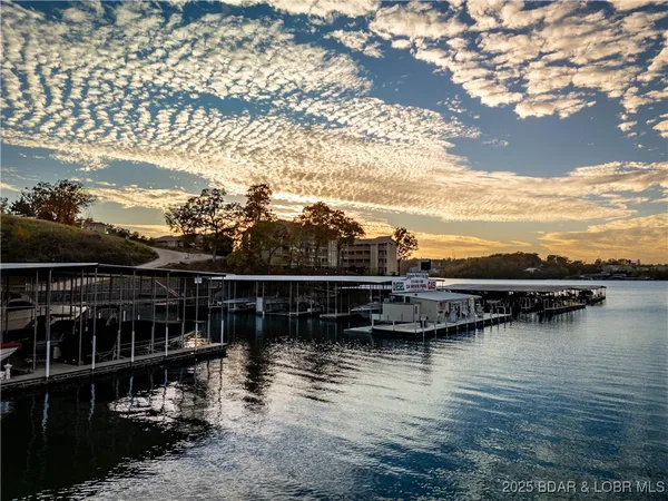 $189,500 | 875 Parkside Place, Unit 402D, Osage Beach, MO 65065