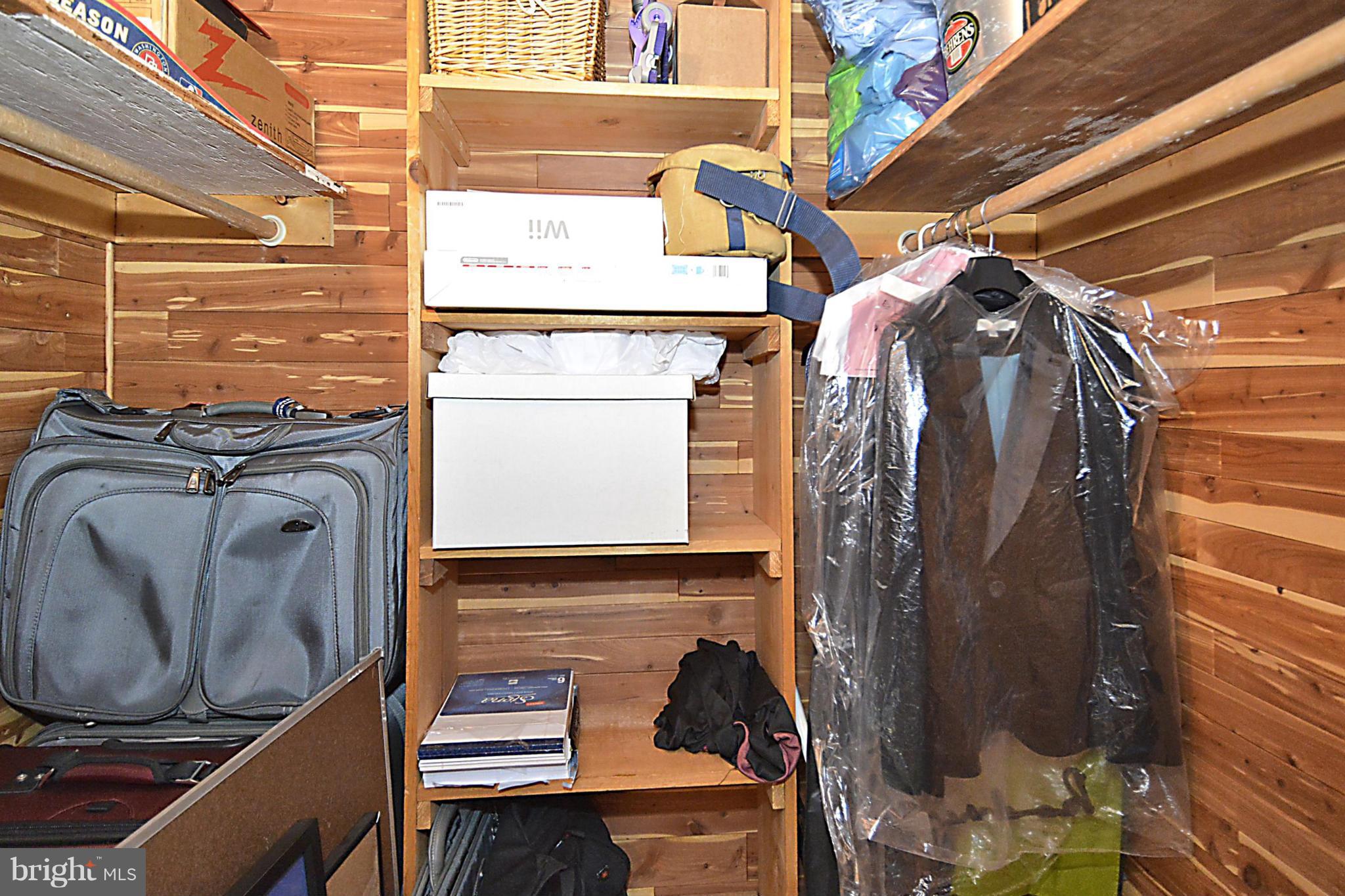 721 Boundary Avenue Silver Spring, MD 20910 - Photo 19 of 26 Interior (General)