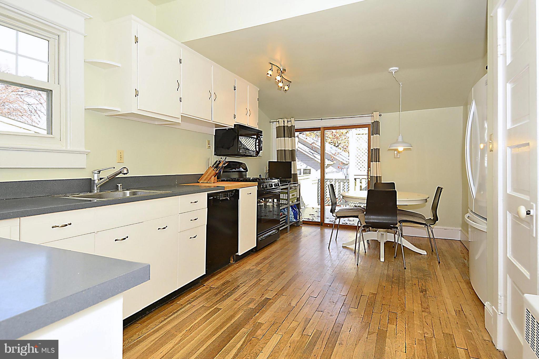 721 Boundary Avenue Silver Spring, MD 20910 - Photo 7 of 26 Kitchen