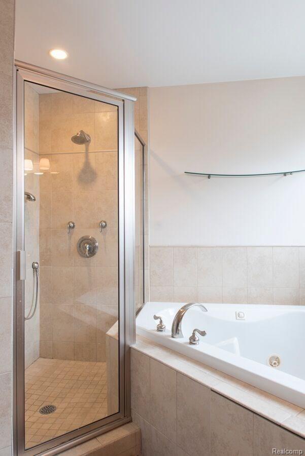 2958 Ranieri Drive Troy, MI 48085 - Photo 22 of 29 r25.jpg