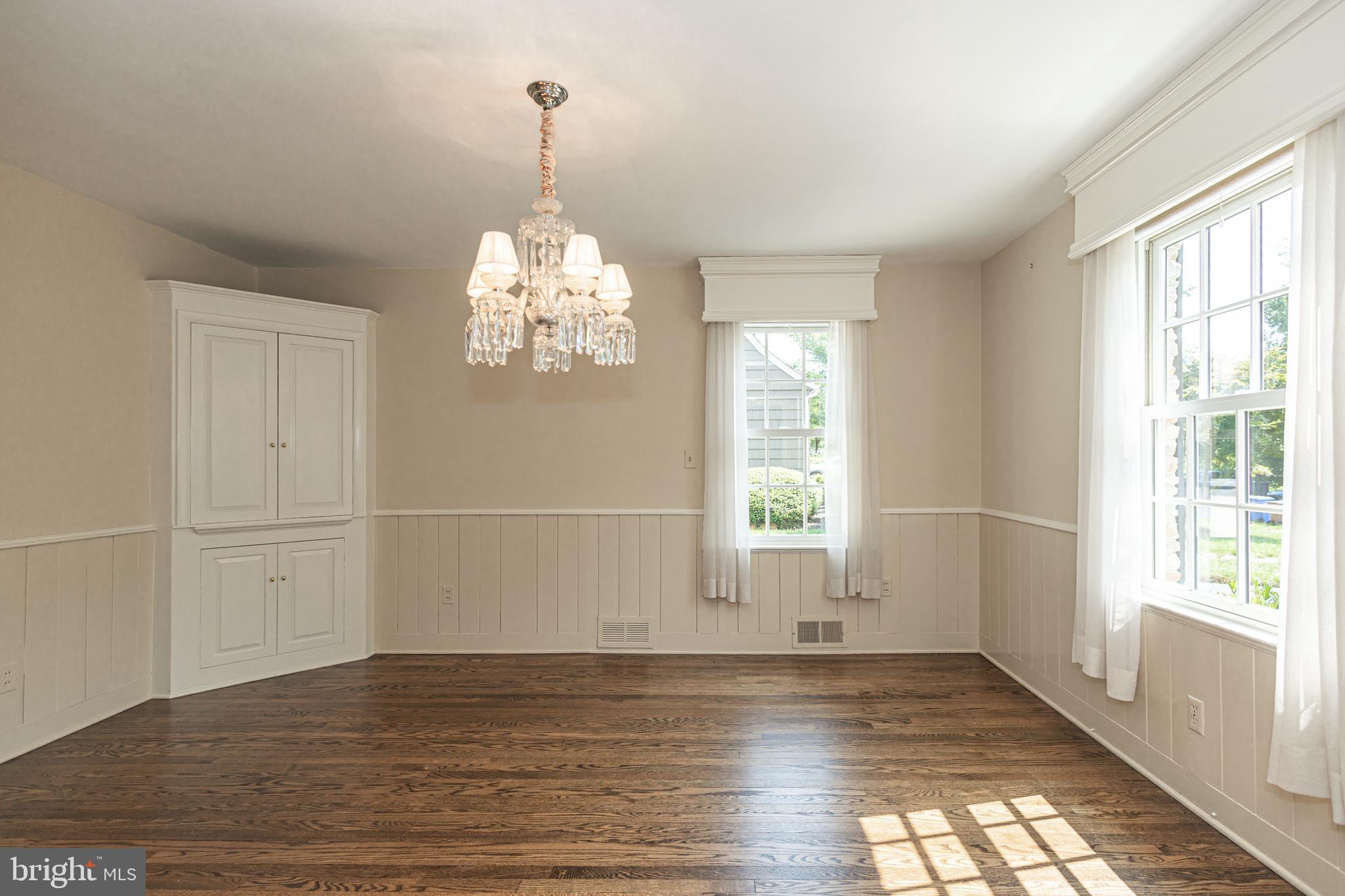 7 Effingham Road Yardley, PA 19067 - Photo 12 of 47 Dining Room w/ corner cupboard