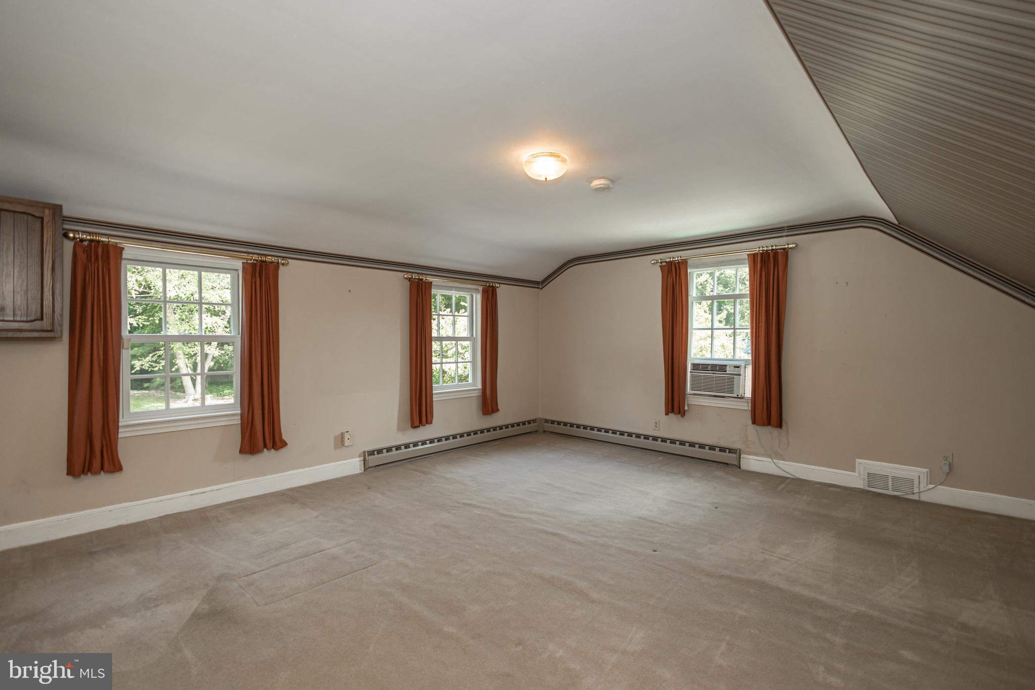 7 Effingham Road Yardley, PA 19067 - Photo 34 of 47 Only BR#3 has additional window AC