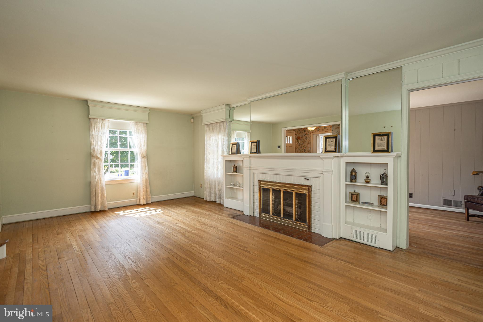 7 Effingham Road Yardley, PA 19067 - Photo 8 of 47 Living Room access Office