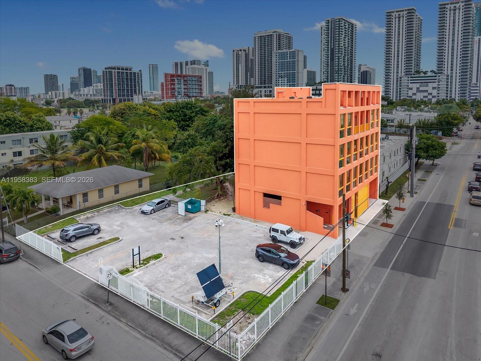 123 Northwest 14th Street, Unit 301 Miami, FL 33136 - Photo 4 of 39 a picture of city view