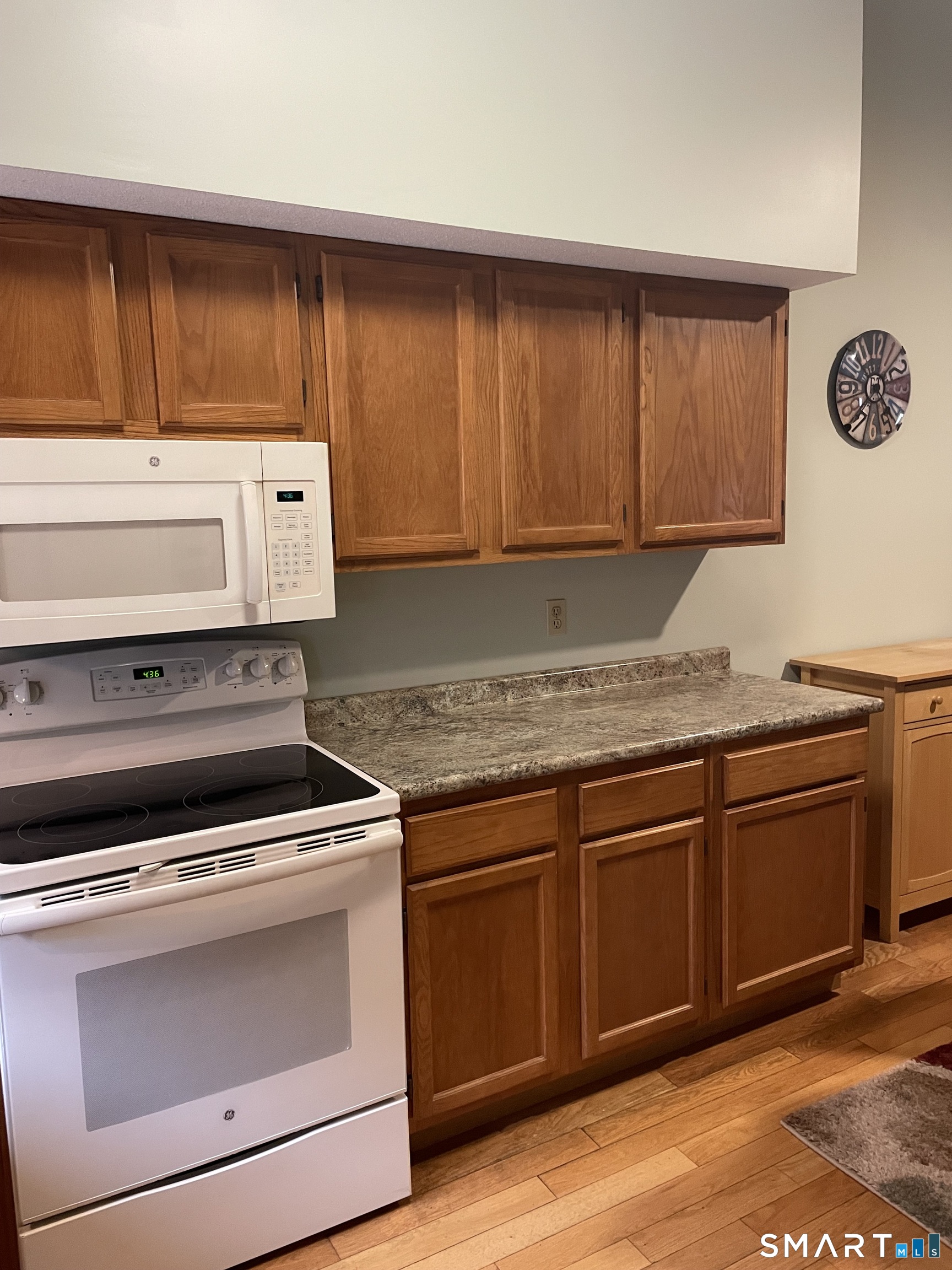 102 North Maple Street, Unit 6B Enfield, CT 06082 - Photo 5 of 18