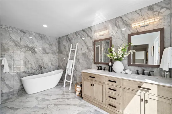 $6,500 | 39 Cape Cod, Irvine, CA 92620