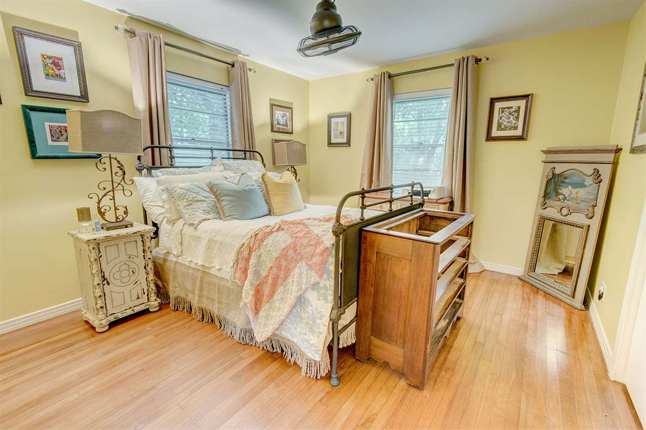 563 Bellangee Street Fairhope, AL 36532 - Photo 14 of 24
