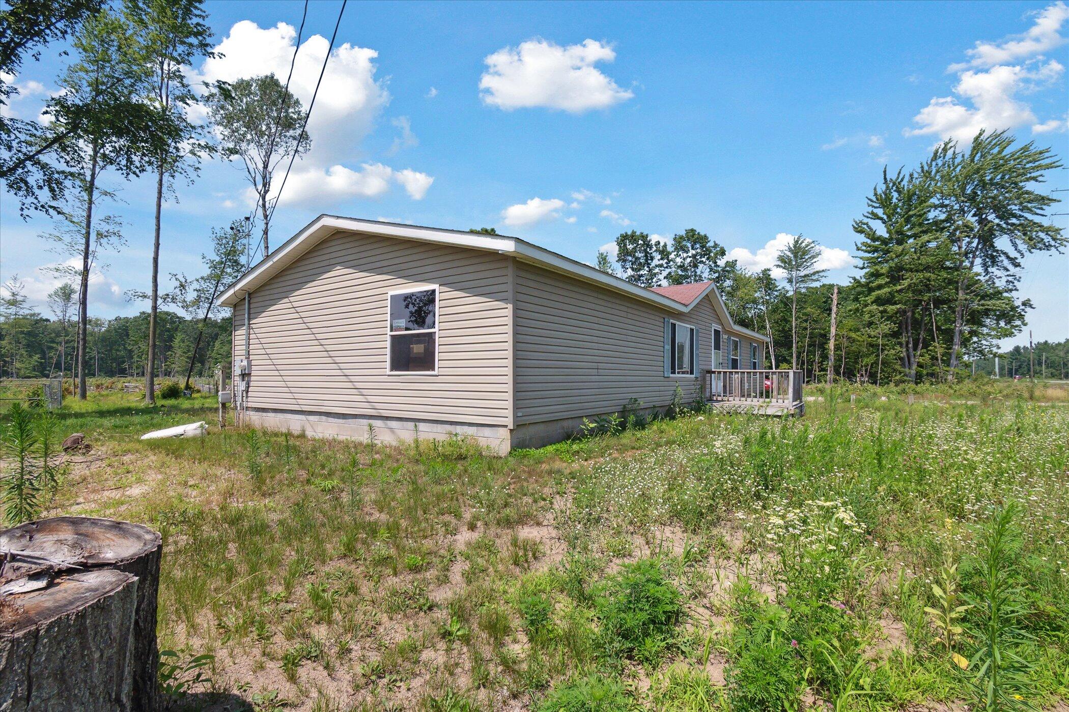 939 North Coleman Road Shepherd, MI 48883 - Photo 2 of 38 02-939-N-Coleman-Rd-Shepherd-MI-48883-Wi