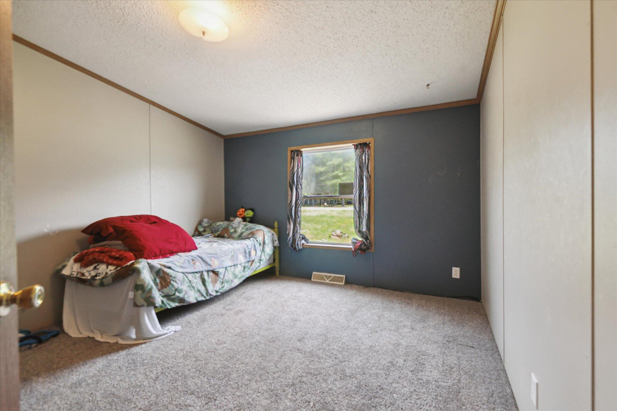 939 North Coleman Road Shepherd, MI 48883 - Photo 24 of 38 24-939-N-Coleman-Rd-Shepherd-MI-48883-Wi
