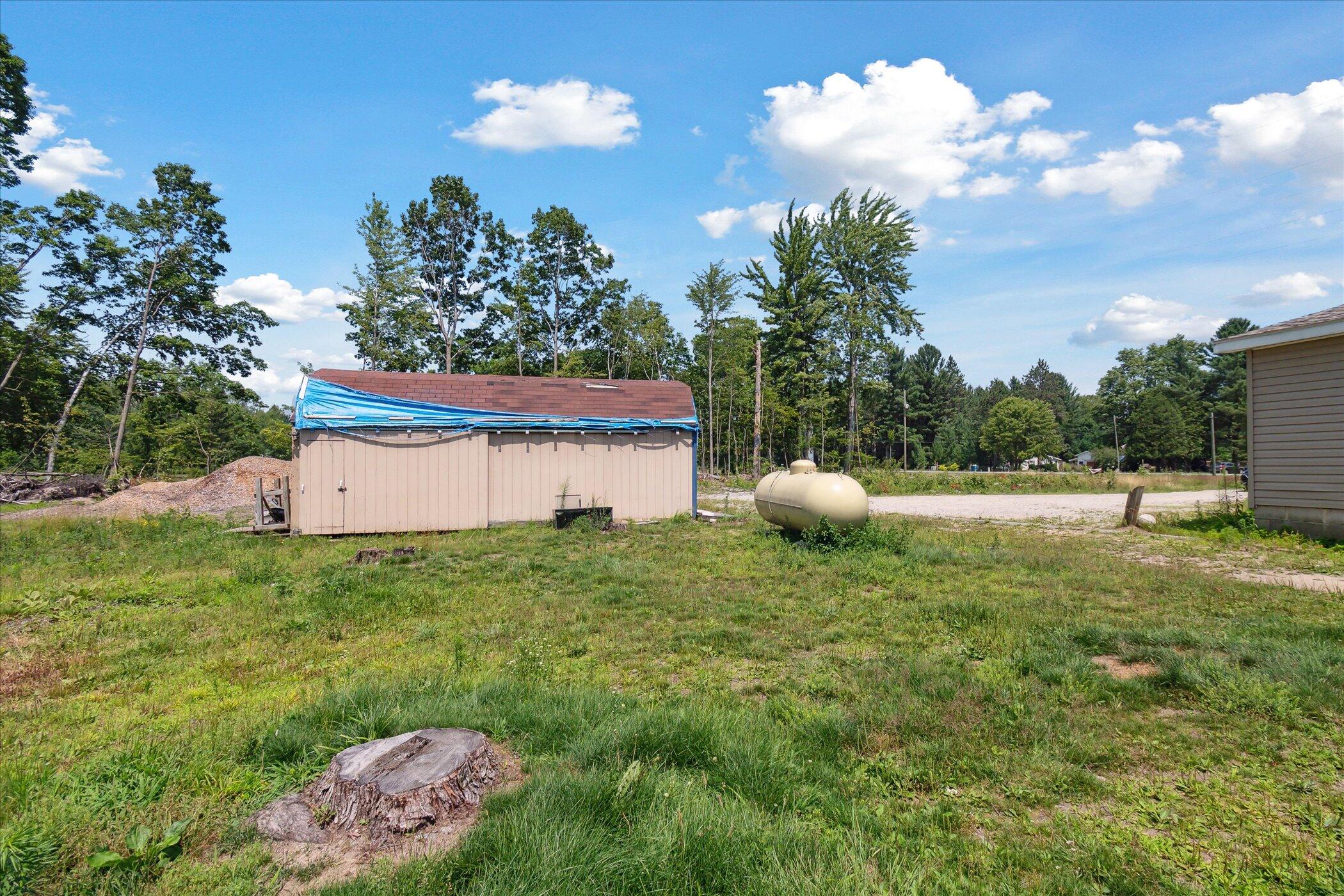 939 North Coleman Road Shepherd, MI 48883 - Photo 29 of 38 29-939-N-Coleman-Rd-Shepherd-MI-48883-Wi