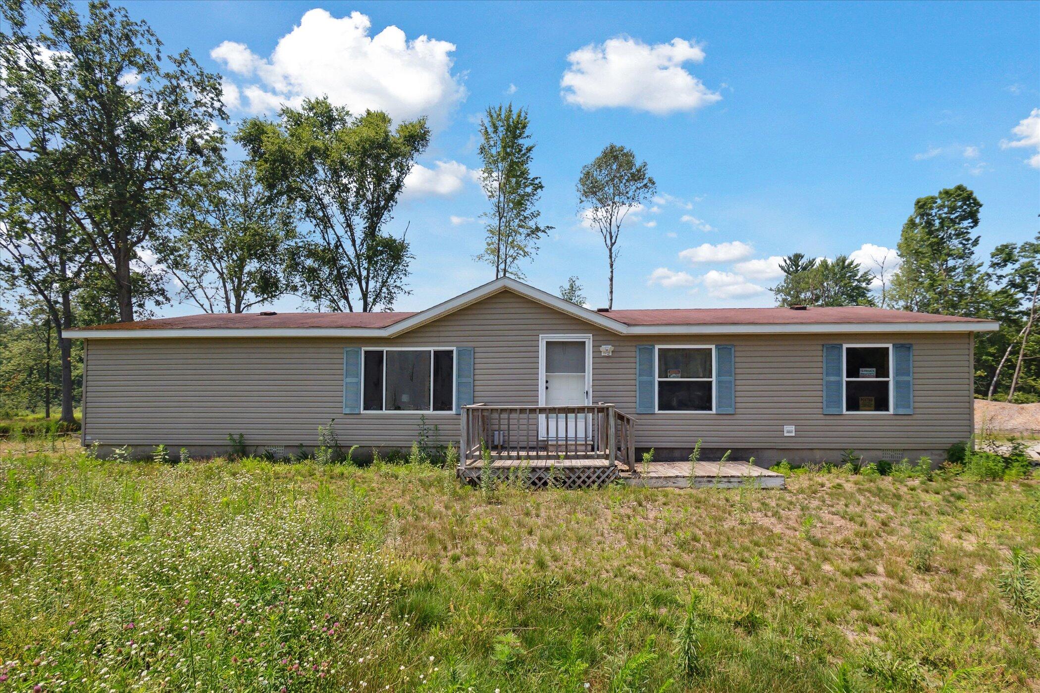 939 North Coleman Road Shepherd, MI 48883 - Photo 3 of 38 03-939-N-Coleman-Rd-Shepherd-MI-48883-Wi