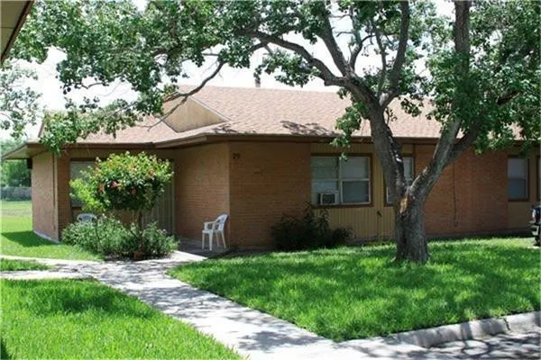 $845 | 1601 South Bridge Avenue, Unit 50, Weslaco, TX 78596