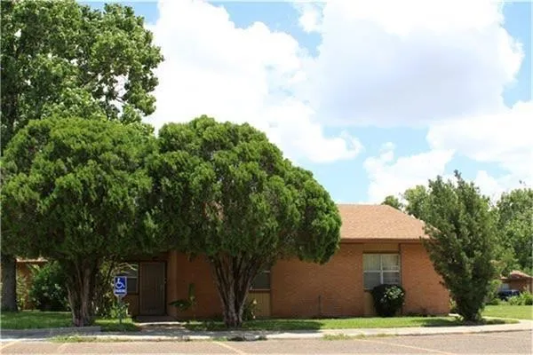 $845 | 1601 South Bridge Avenue, Unit 50, Weslaco, TX 78596